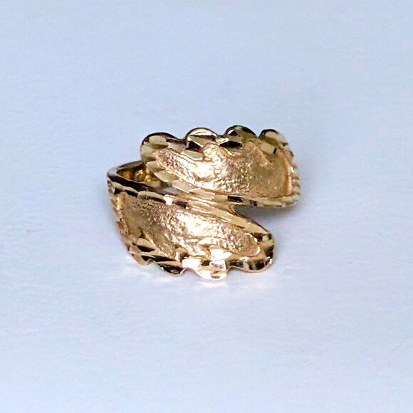 Vintage Solid 14K Yellow Gold Diamond Cut Leaf Bypass RING 14kt - Picture 1 of 14